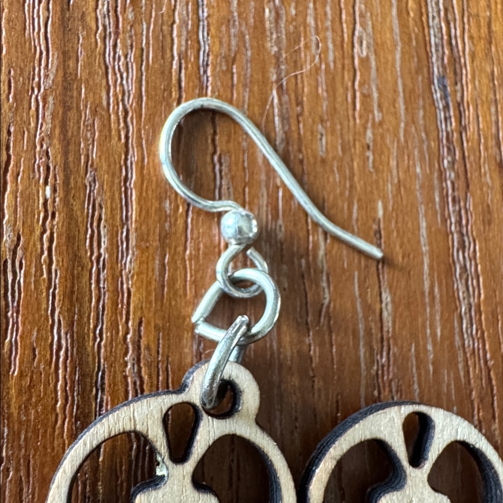 Movie Camera - Laser Cut Woods Earrings - Picture 3 of 4
